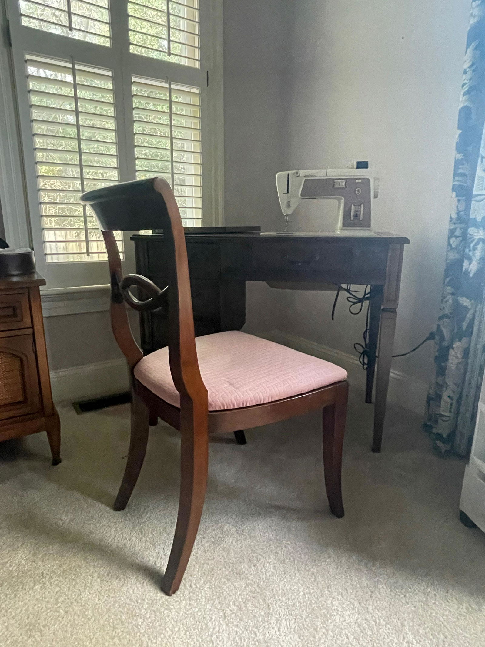 Singer Sewing Machine in Cabinet with Chair &  Sewing Supplies (1 of 4)