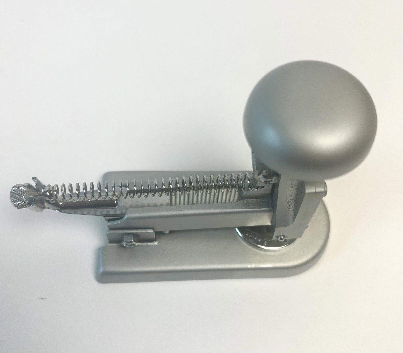 El Casco M-5 Desk Stapler (1 of 4)