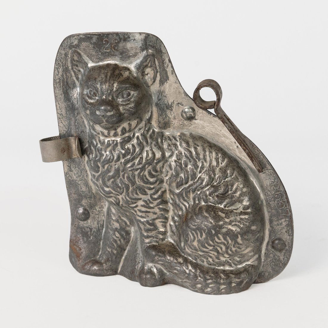 Vintage Anton Reiche Cat Chocolate Mold (1 of 6)