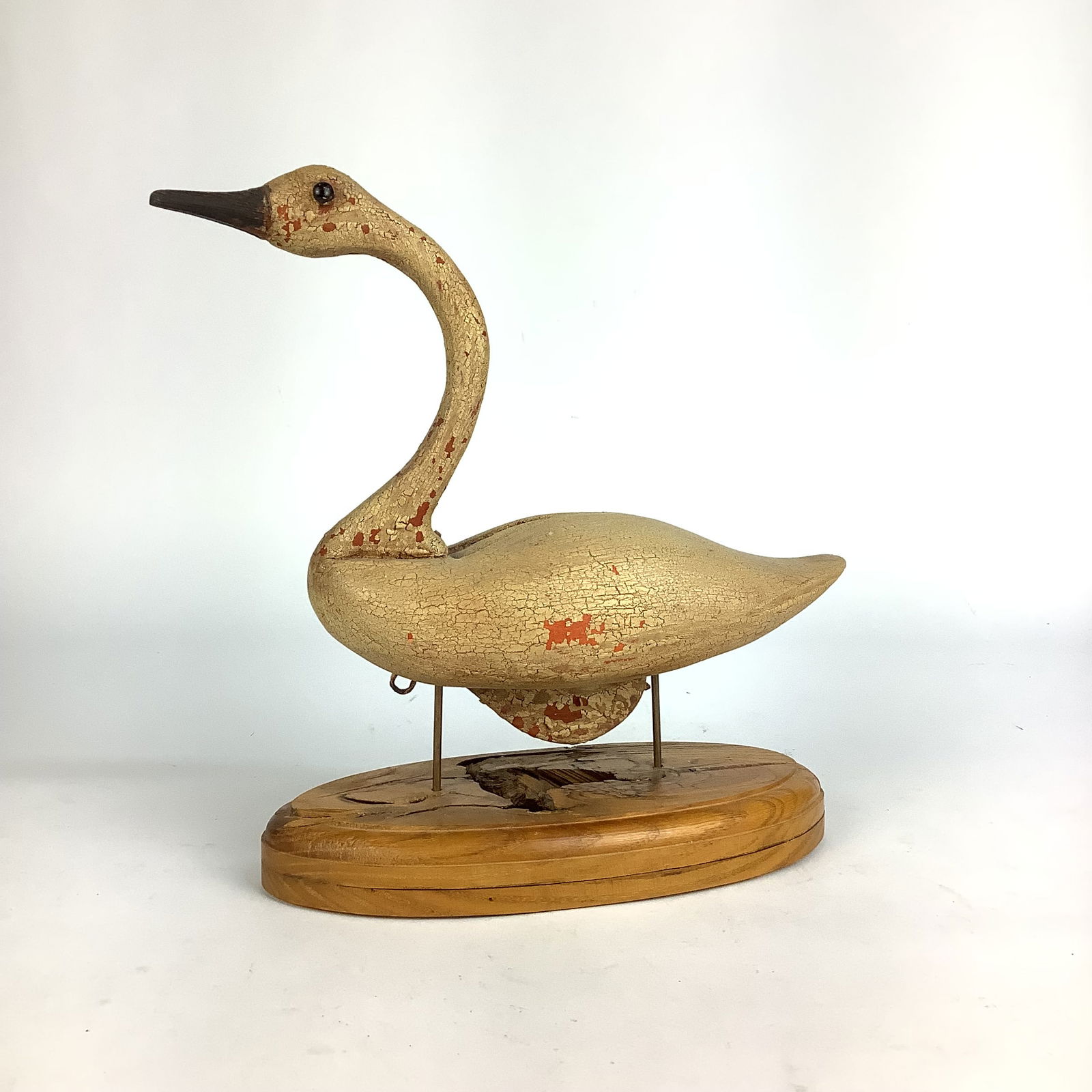 Swan Carving by George Combs Jr. (1943-2001) (1 of 5)