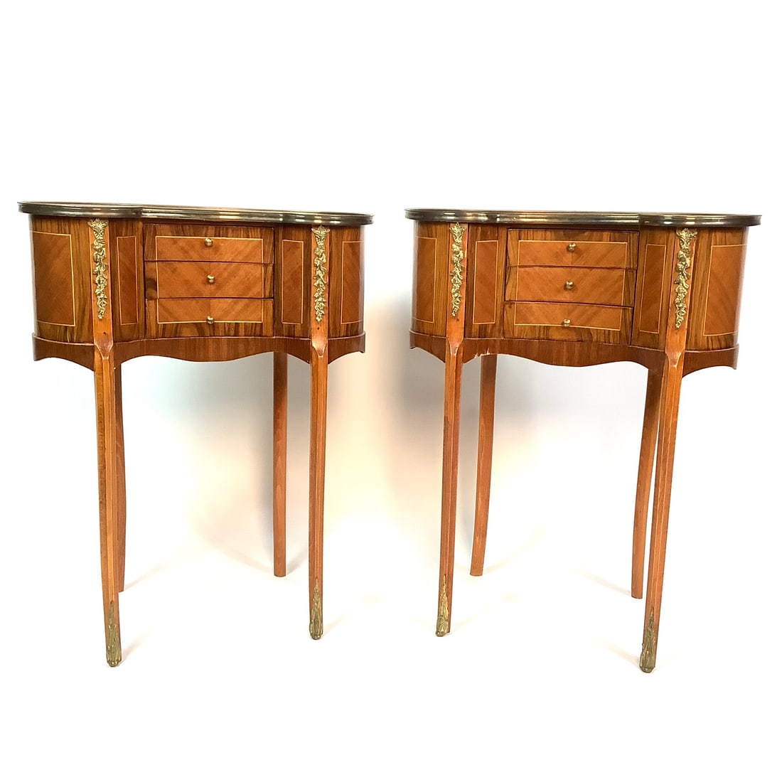 Vintage Inlaid Rosewood Louis XV Nightstand/Bed Tables (1 of 11)