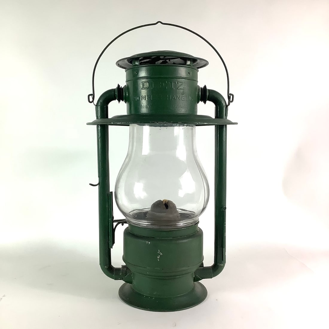 Large Dietz Pioneer Hanging Lantern With Handle (1 of 8)