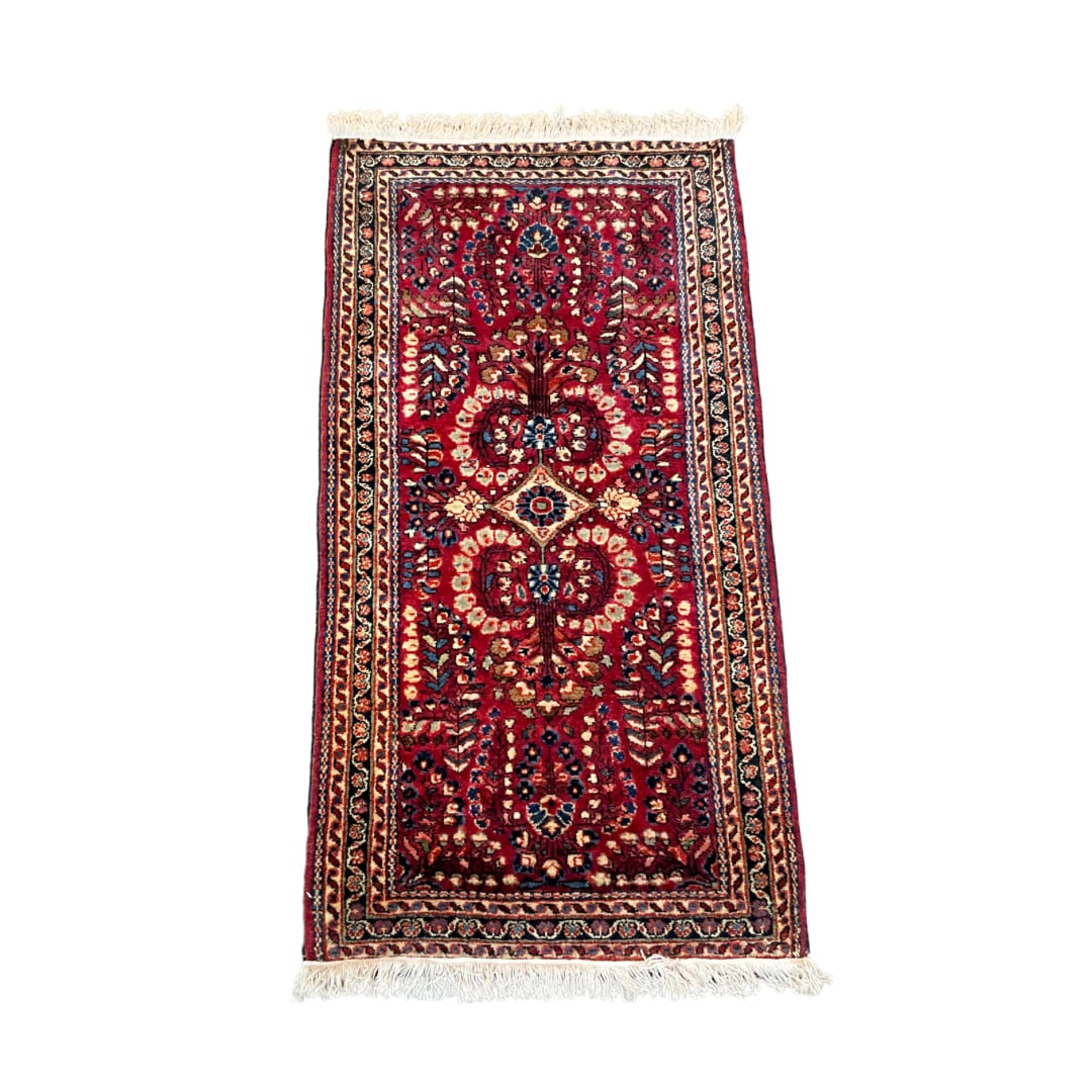 Circa 1920 Oriental Sarouk (1 of 4)