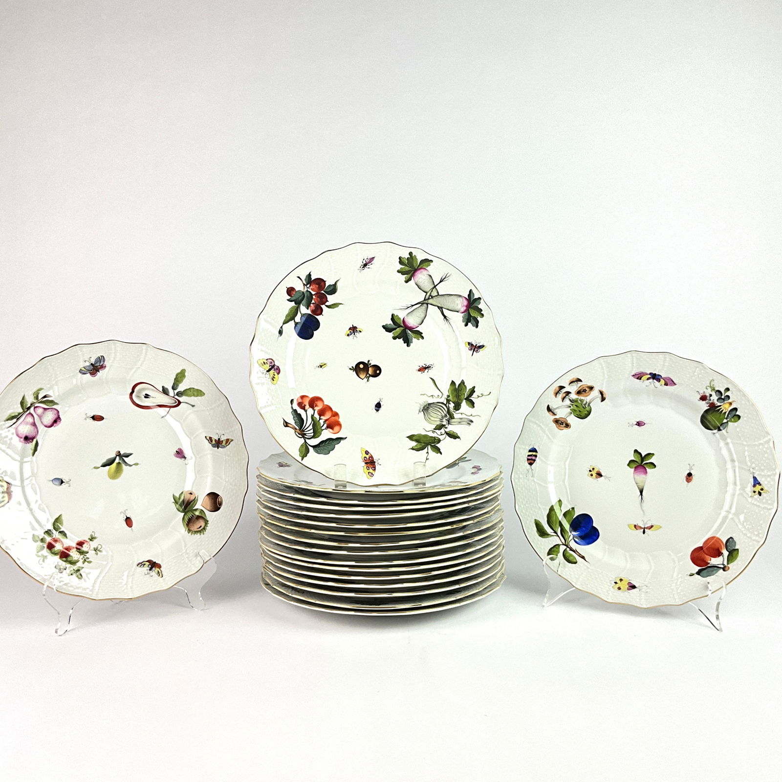 18 Herend Market Garden Dinner Plates (1 of 8)
