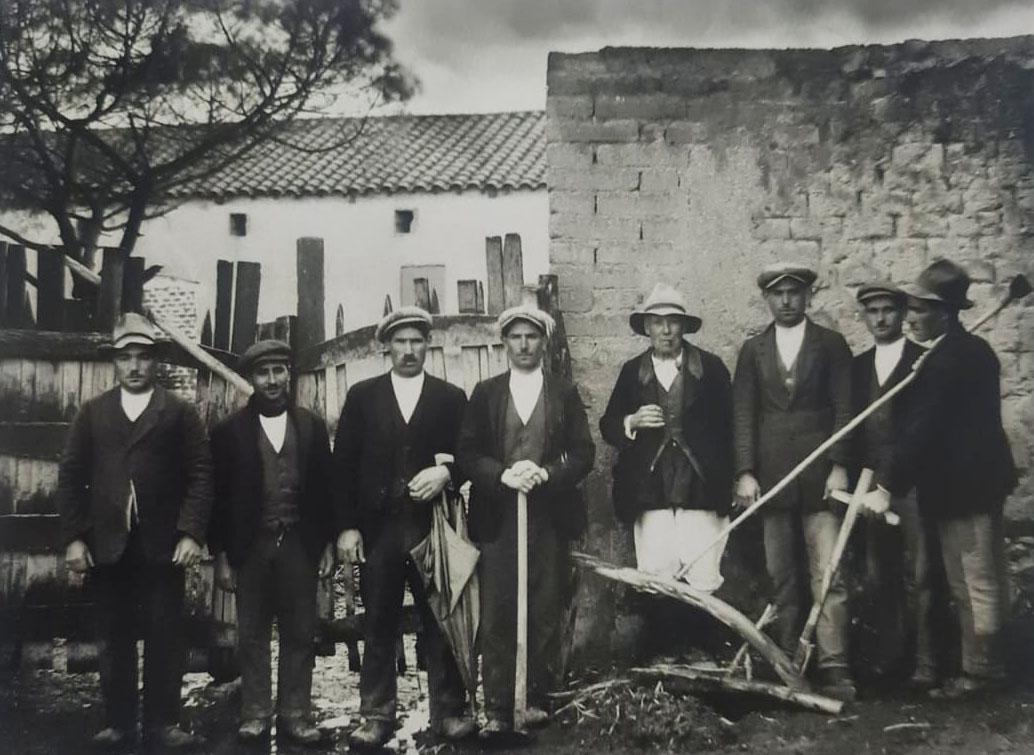 August Sander,  Farmers, saradinia, 1927 (1 of 1)