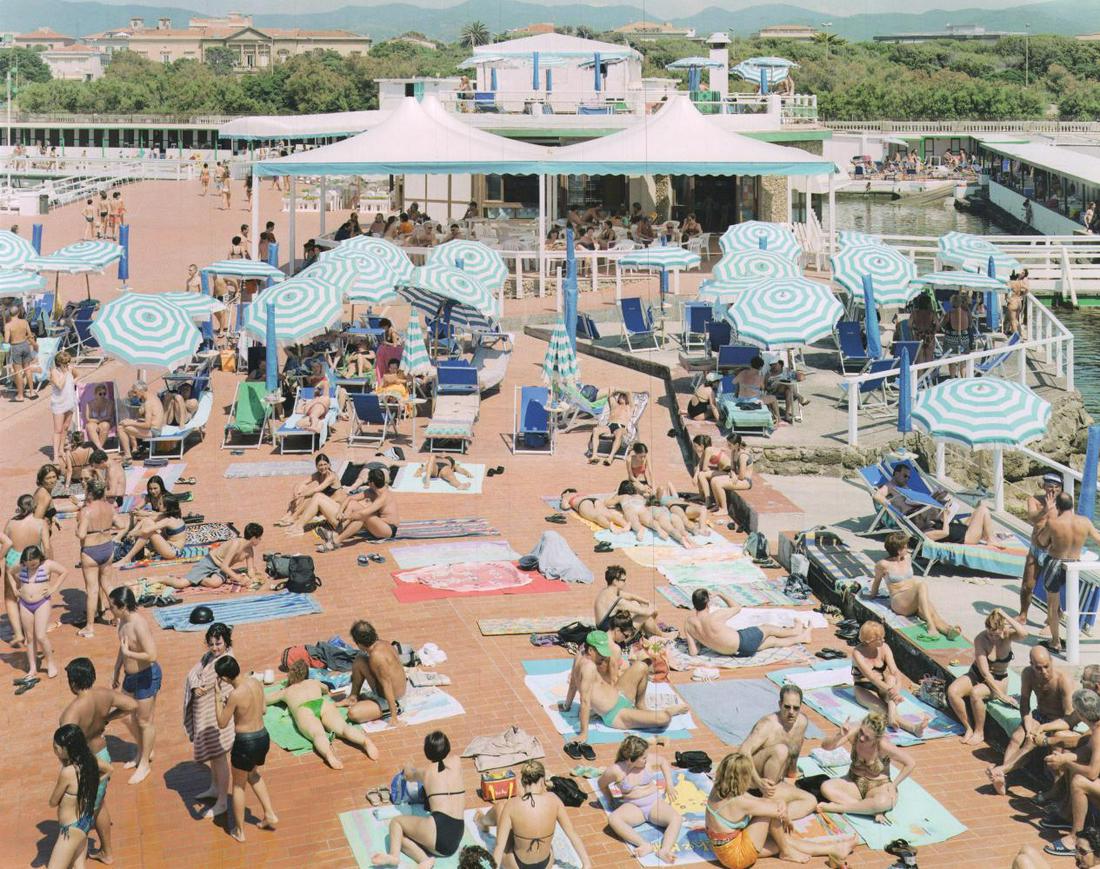 Massimo Vitali, Livorno, Bagni Lido, 2002: Artist: Massimo Vitali Title: Livorno, Bagni Lido, Date Of Negative: 2002 Type Of Print: Offset lithograph Date Of Print: 2004 Paper: Medium weight, satin/matte finish. Print Origin: Italy Printmaker: