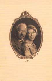 Edward S. Curtis One Hundered Masterworks- FIG. 45 Curtis Studio, [Edward S. Curtis and His Daughter (1 of 1)