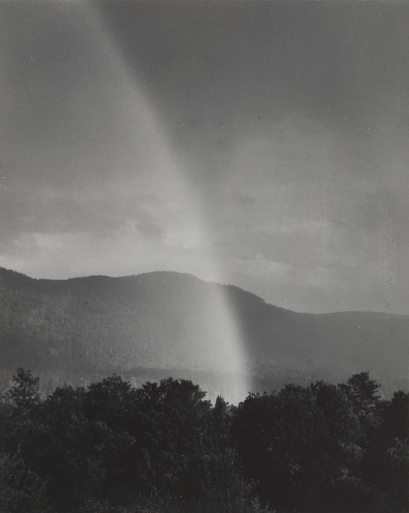 Alfred Stieglitz, Rainbow, Lake George, 1920 (1 of 1)
