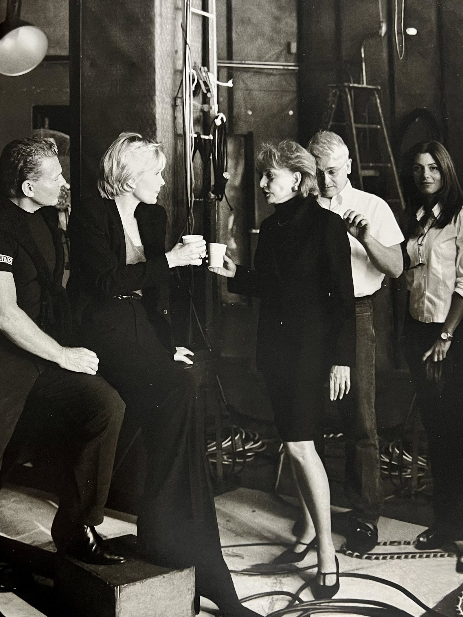 Annie Leibovitz, Diane Sawyer, Barbara Walters, 1999: Photographer: Annie Leibovitz October 2, 1949. Anna-Lou "Annie" Leibovitz is an American portrait photographer. She is best known for her engaging portraits, particularly of celebrities, whi