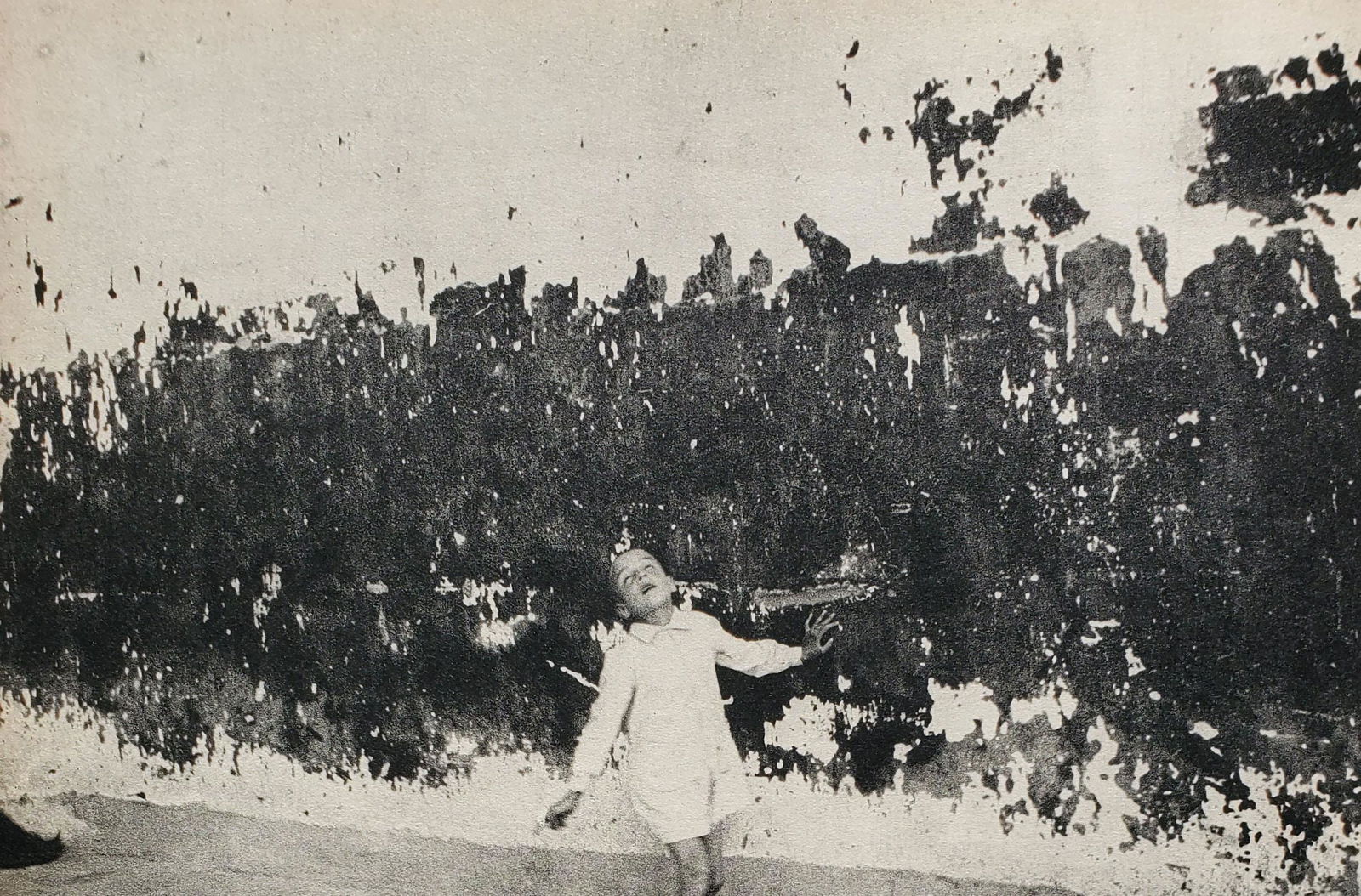 HENRI CARTIER-BRESSON, Valencia, Boy Spain 1933 (1 of 1)