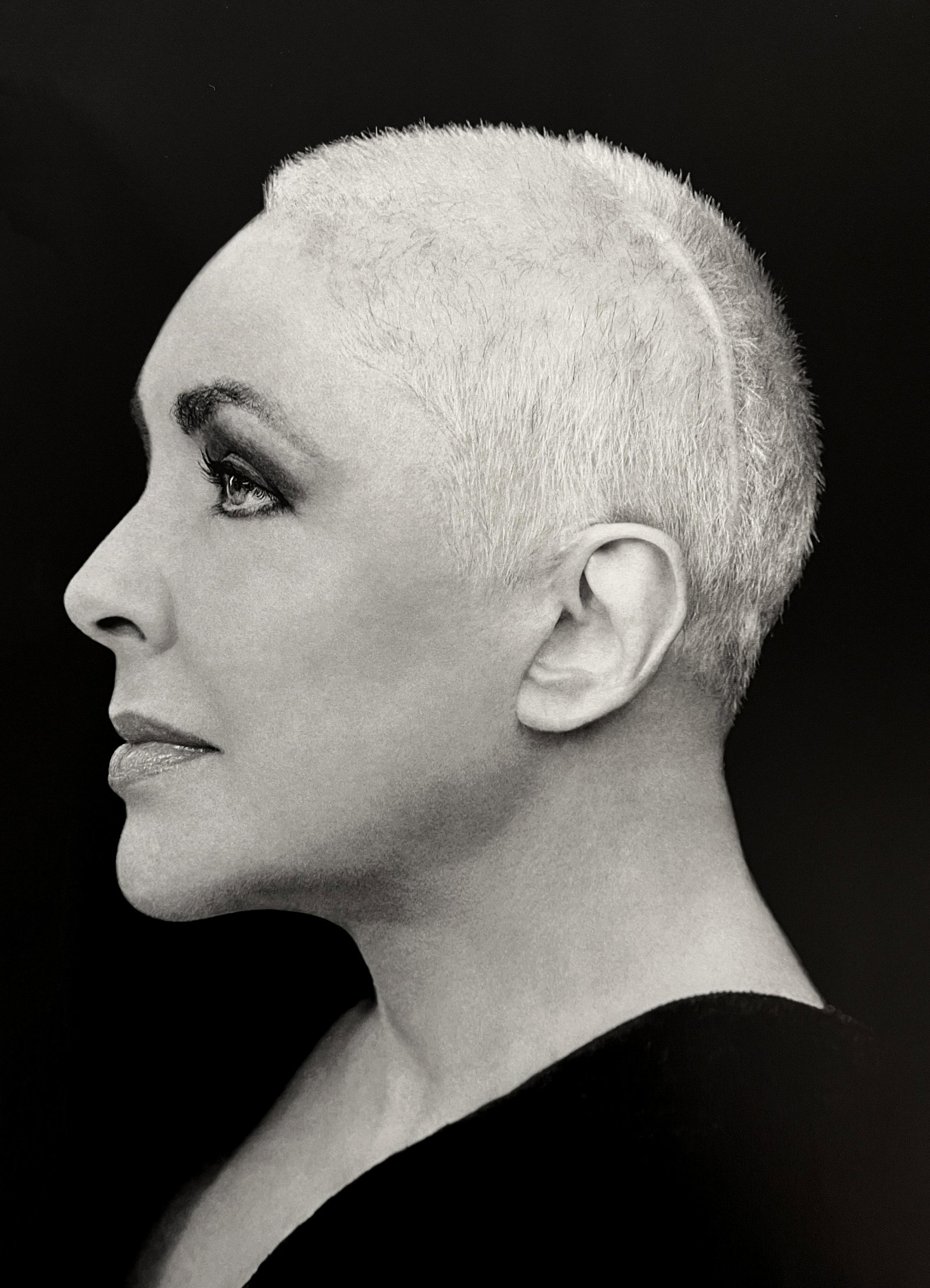 Herb Ritts, Elizabeth Taylor, Bel Air, 1997: Photographer: Herbert "Herb" Ritts (American, 1952 - 2002) - renowned fashion, art and celebrity photographer. Subject: "Elizabeth Taylor, Bel Air" Date Of Negative: 1997 Type Of Print: Fine Duotone P