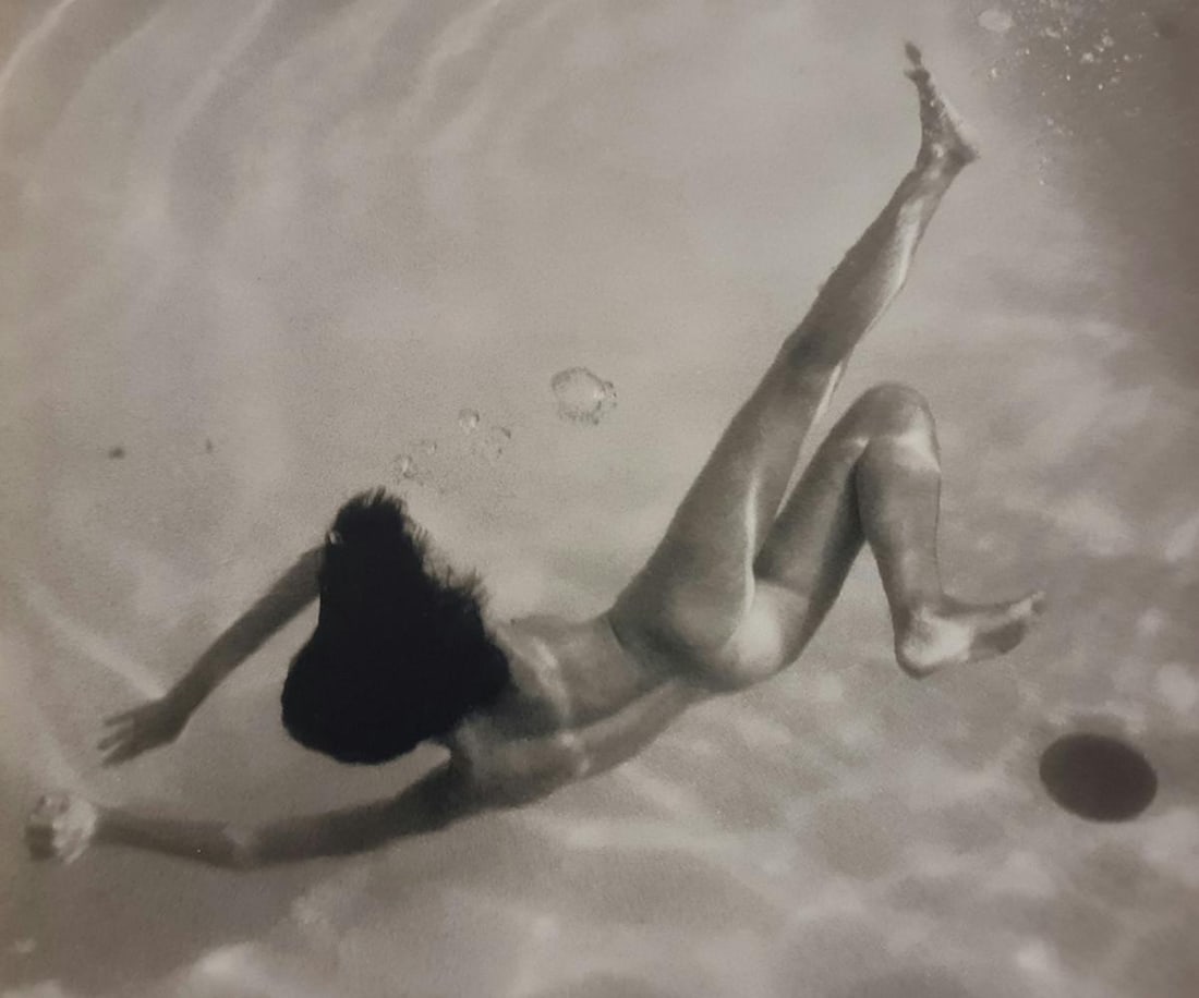 Michel Compte, Hollywood pool and Mediterranean, 1994 (1 of 1)