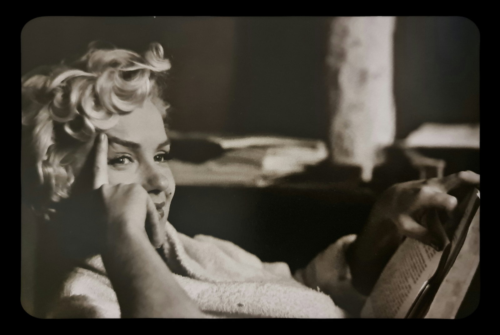 Bob Henriques, During a break from The Seven Year Itch, 1950's: Photographer: Bob Henriques Subject/Title: During a break from The Seven Year Itch Date Of Negative: 1939 Type Of Print: Sheet Fed Photogravure/Heliogravure Date Of Print: 2000 Publisher: teNeues Pape