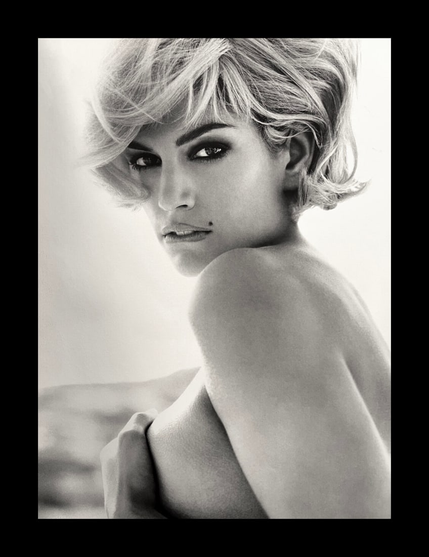 Herb Ritts, Cindy Crawford, Malibu, 1993: Photographer: Herbert "Herb" Ritts (American, 1952 - 2002) - renowned fashion, art and celebrity photographer. Subject: "Cindy Crawford, Malibu" Date Of Negative: 1993 Type Of Print: Fine Duotone Phot