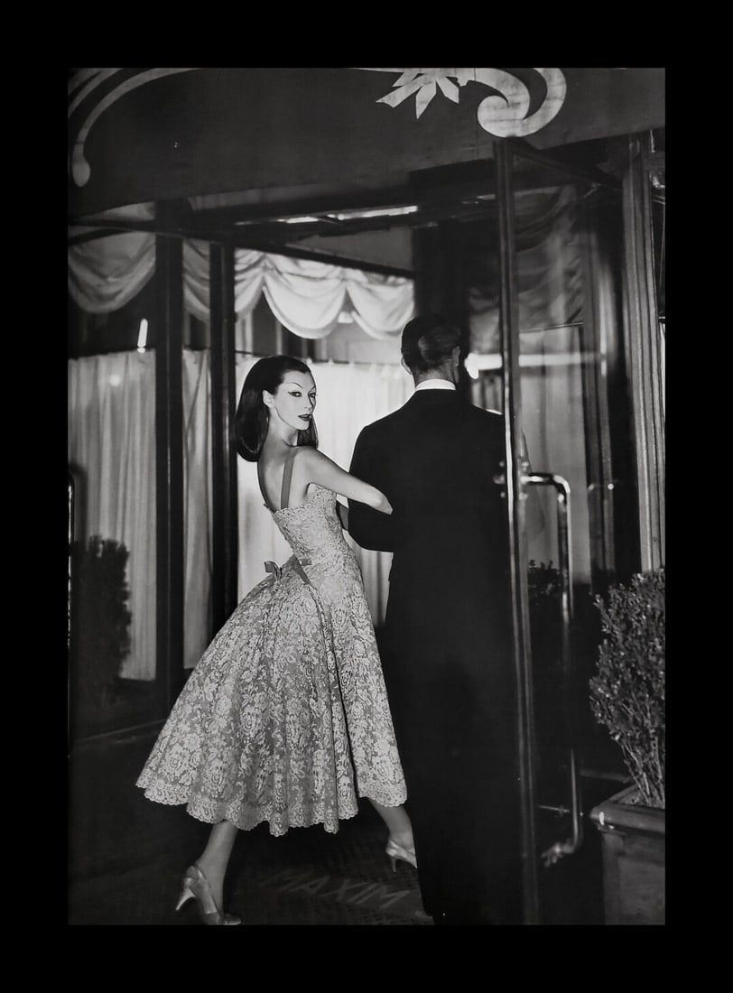 Richard Avedon, Dovima, Dress by Patou, Maxim's, Paris, 1955 (1 of 1)