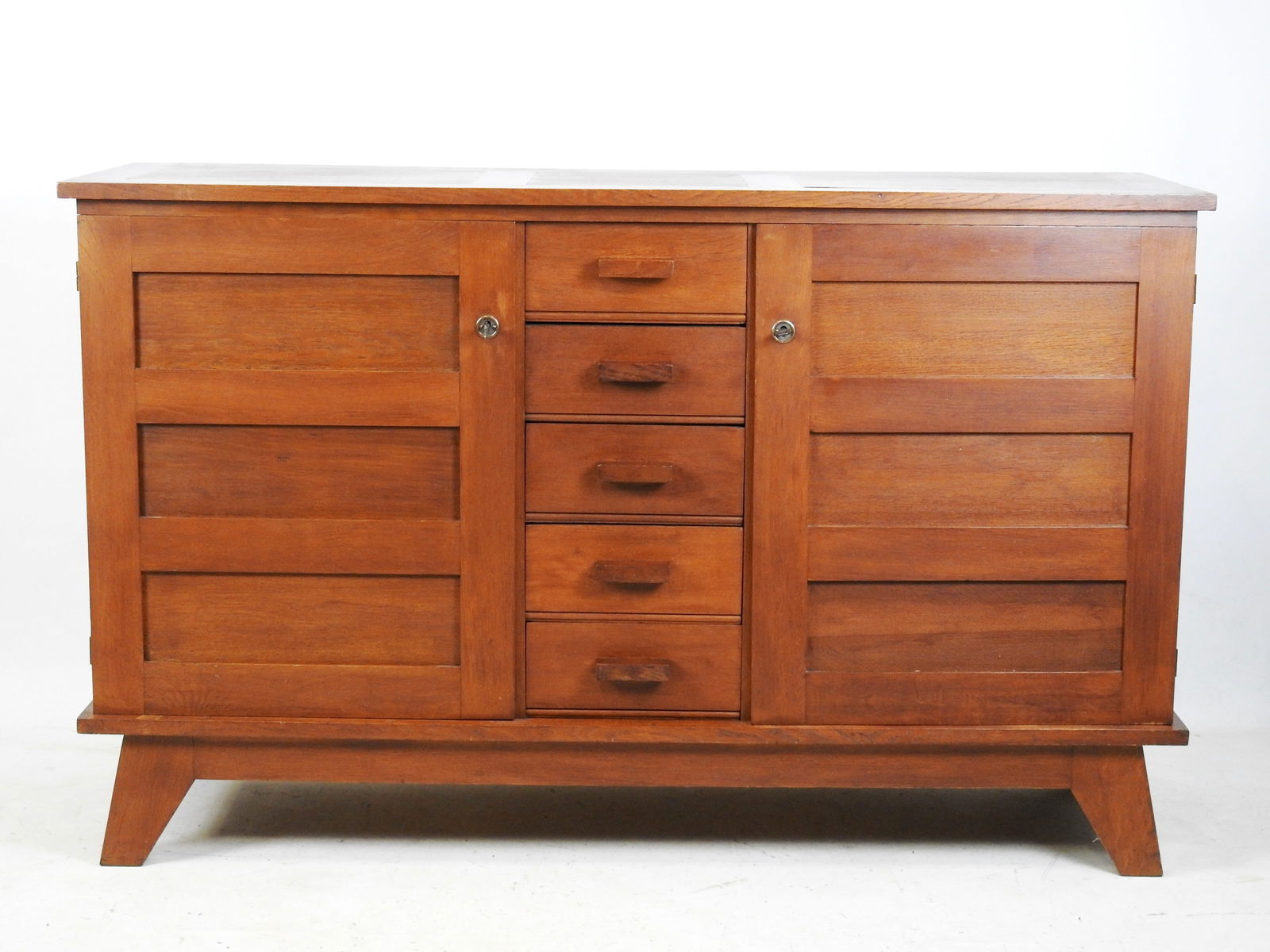 Rene GABRIEL (1899-1950) - Mobilier "de sinistres":  Buffet en bois naturel ouvrant en façade par (1 of 6)