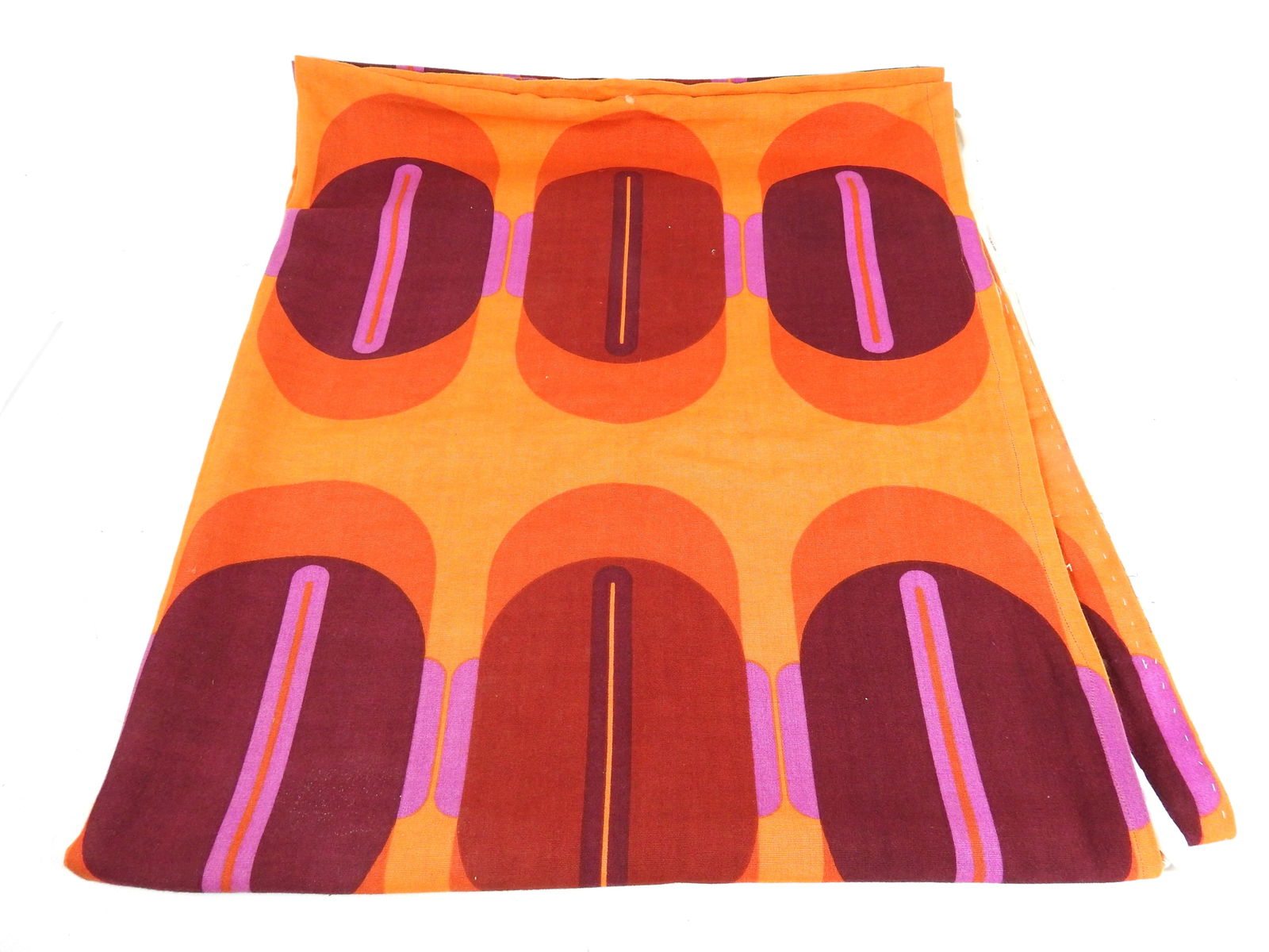 JMP Garrault pour la maison Urge . Grande portiere ou rideau en Dralon. Modele pop art intitule (1 of 4)