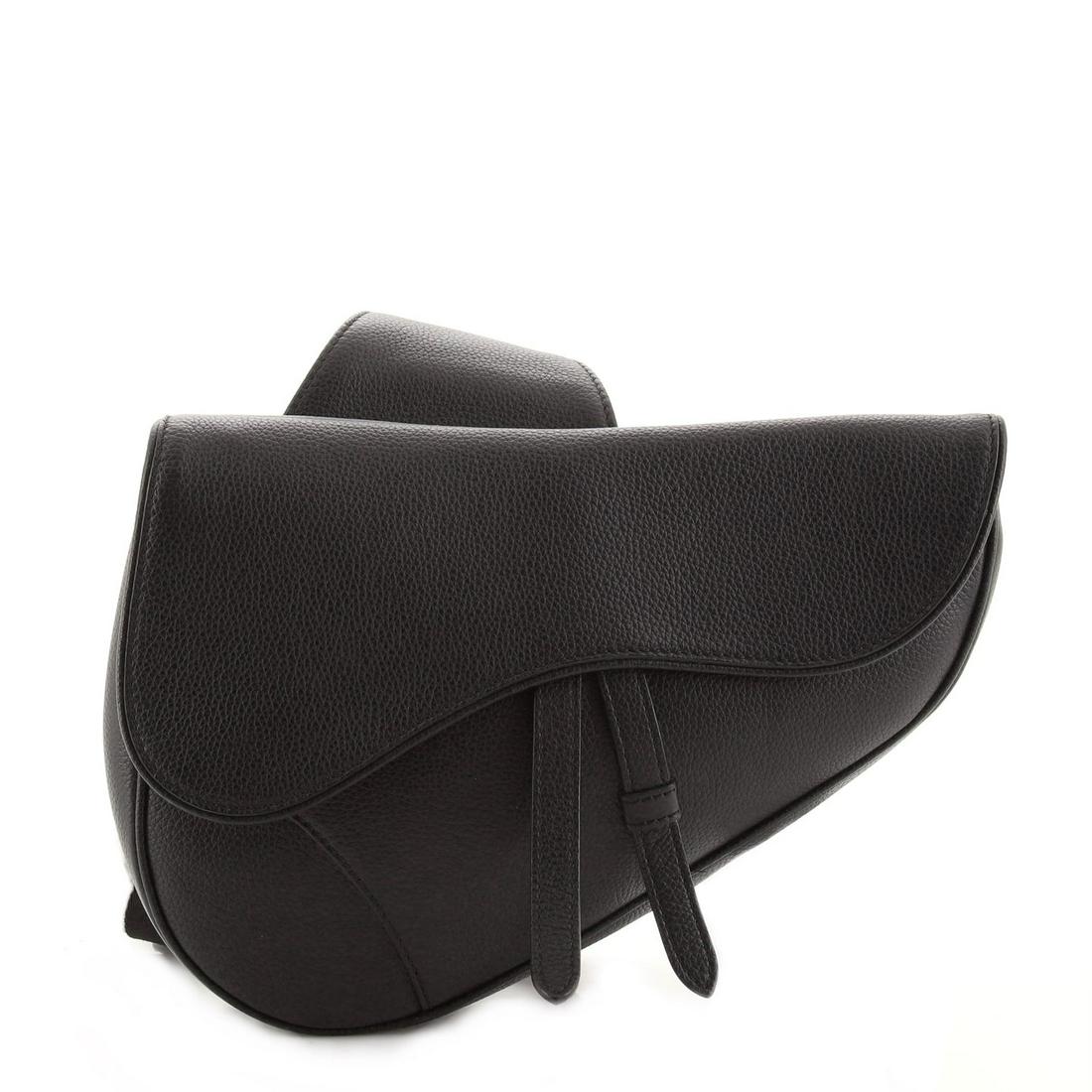 Christian Dior Saddle Crossbody Bag Leather: Christian Dior Saddle Crossbody Bag Leather Exterior Color: Black Interior Color: Black Exterior Material: Leather Interior Material: Fabric Hardware Color: Silver Accessories: No accessories