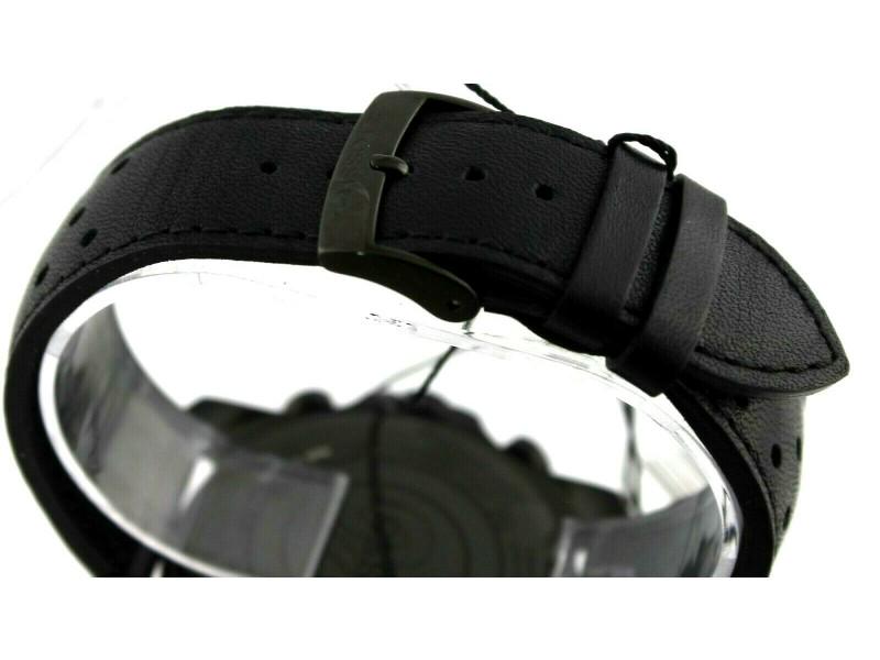 TISSOT SPORT V8 T106.417.36.051.00 CHRONOGRAPH BLACK DIAL LEATHER STRAP WATCH: TISSOT SPORT V8 T106.417.36.051.00 CHRONOGRAPH BLACK DIAL LEATHER STRAP WATCH Product Code: 373794186596-E Brand: Tissot Condition: Never Worn Model: Tissot T-Sport Item Details:Band Color: BlackBand