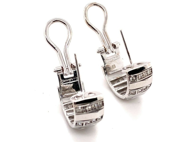 CHIMENTO Round Diamonds Hoop earrings in 18kt White Gold: CHIMENTO Round Diamonds Hoop earrings in 18kt White Gold Product Code: 175215188256-E Brand: Chimento Condition: Pre-Owned Model: 175215188256-E ---- Item Specifics:Base Metal: White GoldBrand: CHIMEN