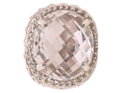 John Hardy Silver White Topaz And Diamond Ring: John Hardy Silver White Topaz And Diamond Ring Product Code: 22220CR Brand: John Hardy Condition: Pre-Owned Metal: Silver Stone: White Topaz, Diamond