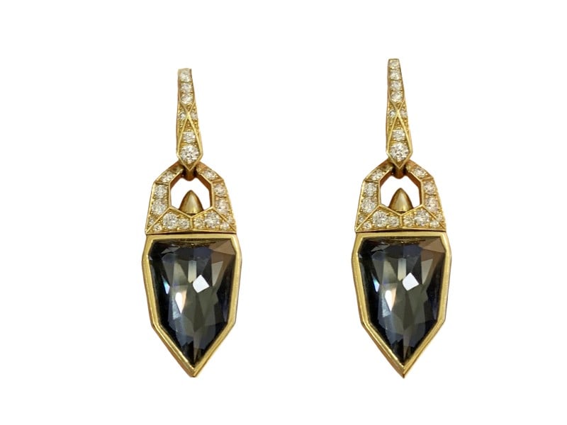 Stephen Webster Convertible Earrings With Diamonds: Stephen Webster Convertible Earrings With Diamonds Product Code: STEPHENWEB-639BA24279CC4 Brand: Stephen Webster Condition: Pre-Owned Metal: Yellow Gold Stone: Diamond Mint condition 18k