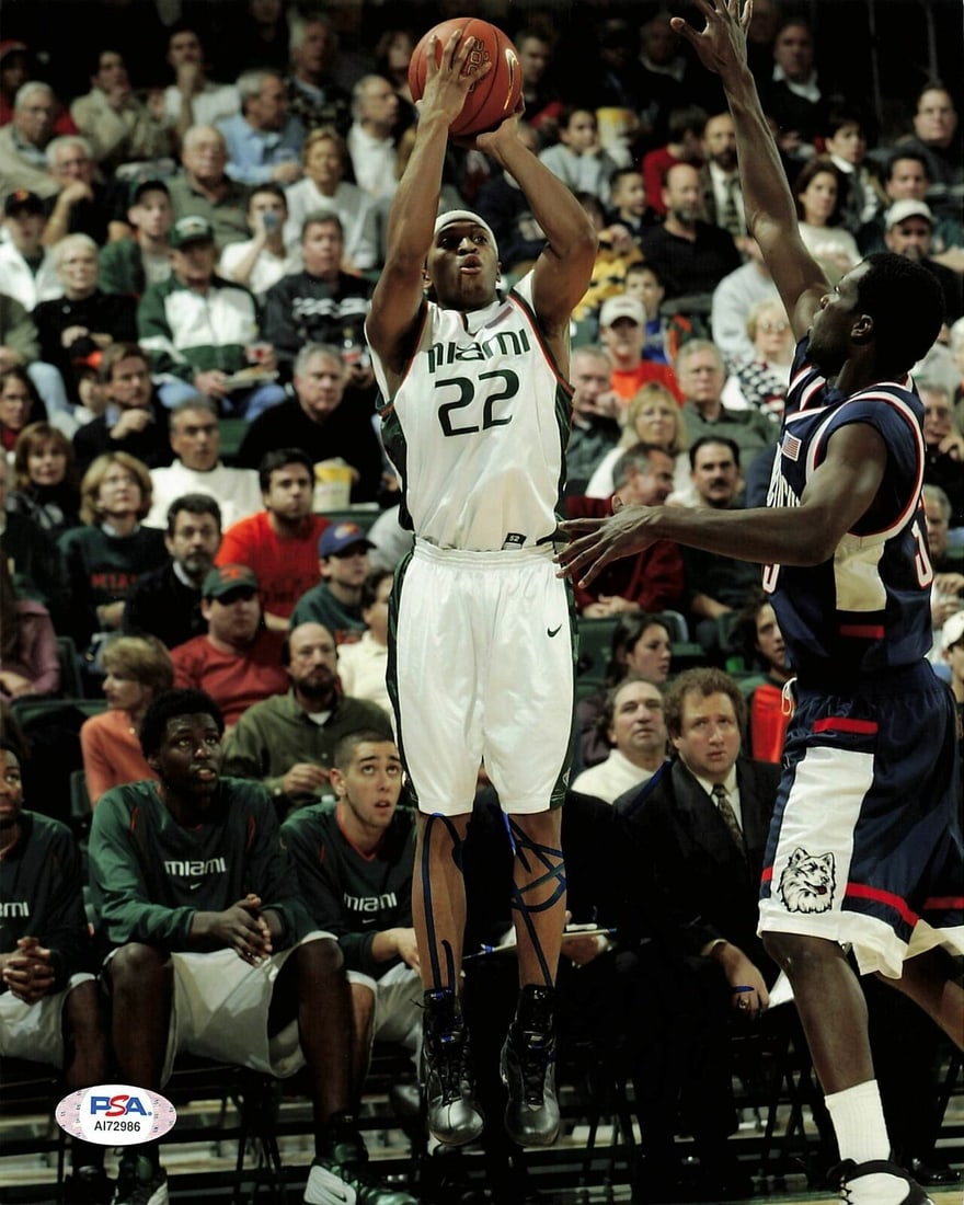 ROBERT HITE Signed 8x10 Photo PSA/DNA Miami Hurricanes Autographed: ROBERT HITE Signed 8x10 Photo PSA/DNA Miami Hurricanes Autographed ROBERT HITE Signed 8x10 Photo PSA/DNA Miami Hurricanes Autographed RBJ no:7257649578072