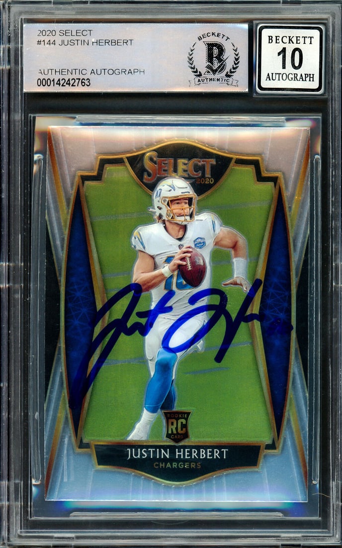 2020 Panini Chronicles JUSTIN HERBERT RC #203 Legacy Silver PSA9 LA