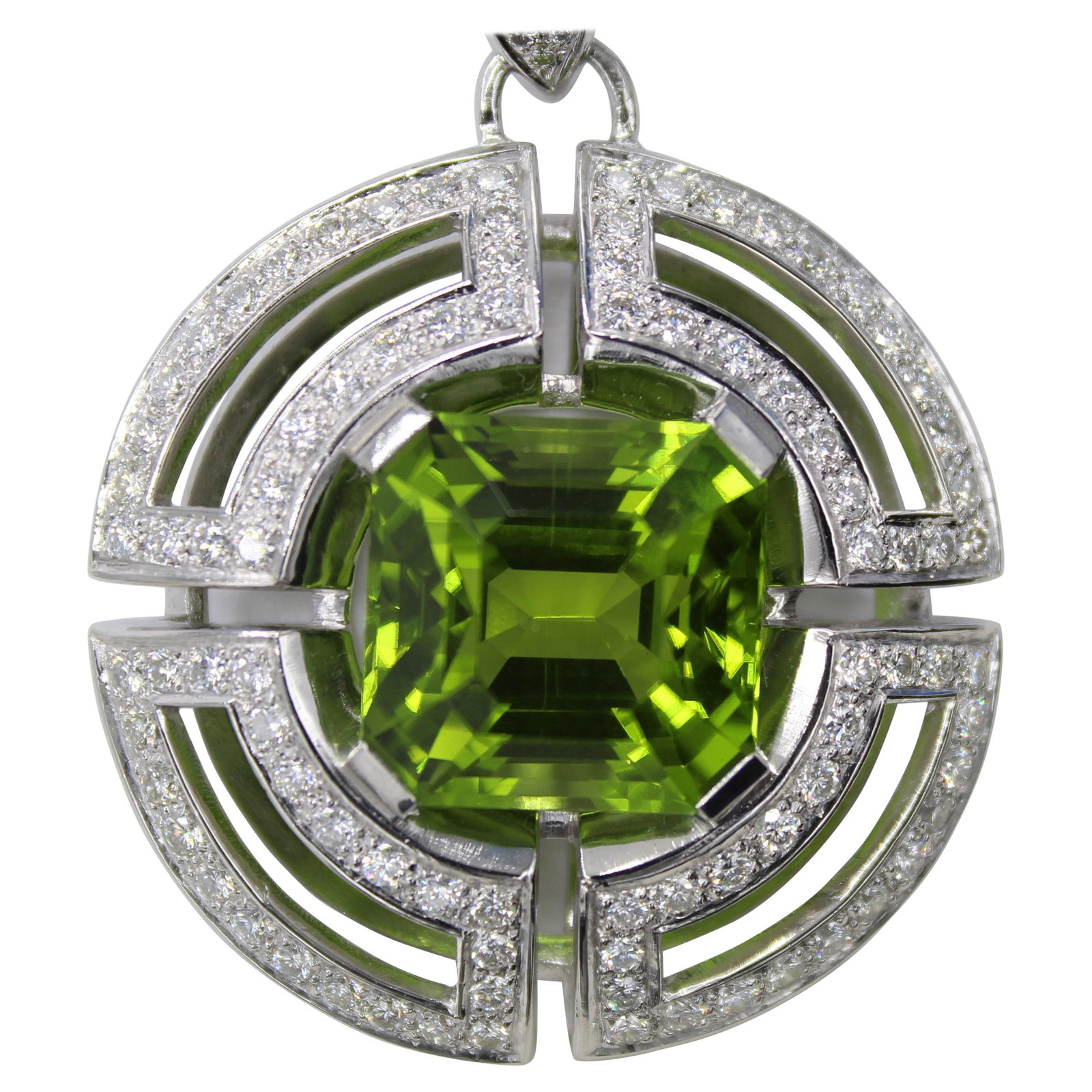 Antonini Gem Peridot Diamond Platinum Pendant Necklace: Antonini Gem Peridot Diamond Platinum Pendant Necklace Metal: Platinum Stone: Diamond, Peridot Stone Cut: Asscher Cut Weight: 47.32 g Dimensions: Length: 27 in (685.8 mm) Style: Contemporary <