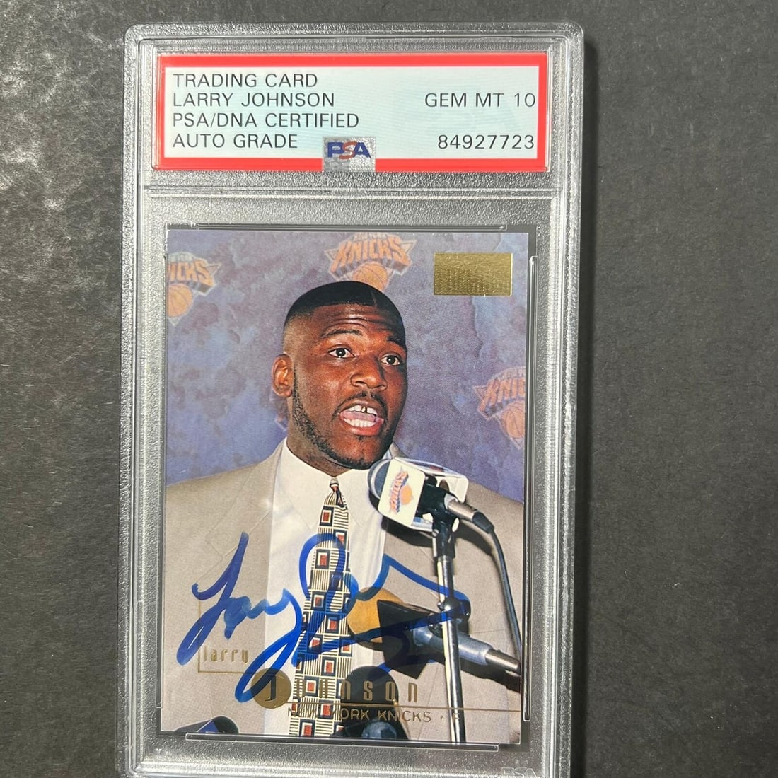 1996 skybox #76 larry johnson signed: 1996 skybox #76 larry johnson signed card auto 10 PSA slabbed knicks 1996 Skybox #76 Larry Johnson Signed Card AUTO 10 PSA Slabbed Knicks SKU no: RBJ7717762924632