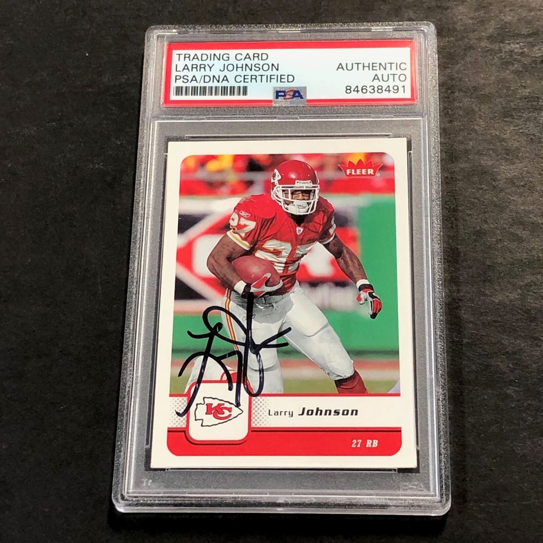 2006 Fleer #48 Larry Johnson signed: 2006 Fleer #48 Larry Johnson signed Card Slabbed PSA/DNA Kansas City Chiefs Auto 2006 Fleer #48 Larry Johnson signed Card Slabbed PSA/DNA Kansas City Chiefs Auto SKU no: RBJ7274073981016