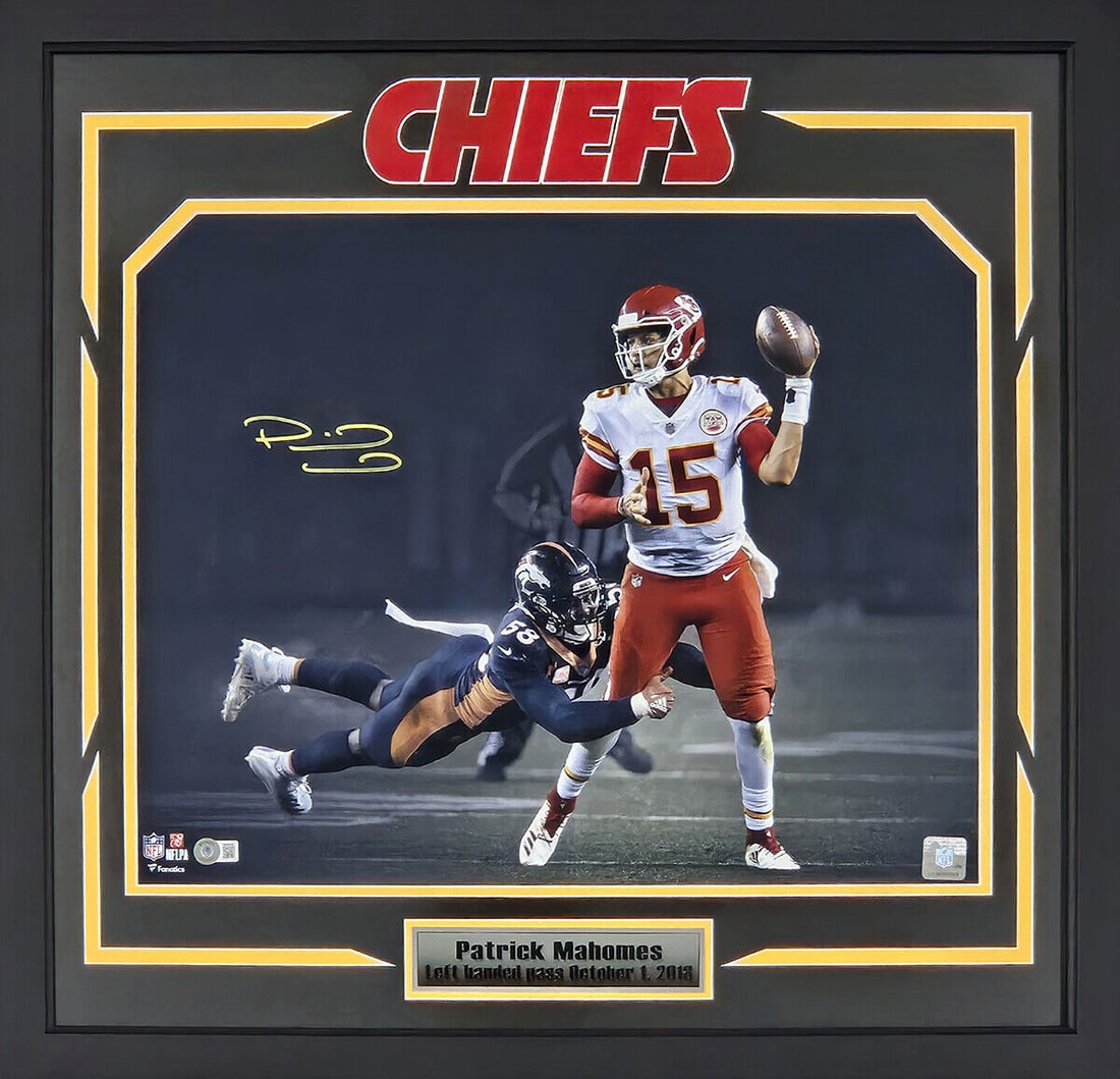 patrick mahomes autographed kansas city: patrick mahomes autographed kansas city chiefs 16x20 photo framed beckett Patrick Mahomes Autographed Kansas City Chiefs 16x20 Photo Framed Beckett SKU no: RBJ8030404378712