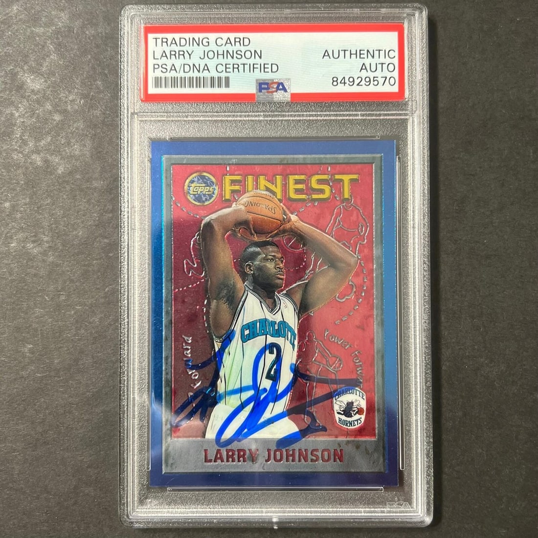 1995 topps #233 larry johnson signed card auto 10 PSA slabbed hornets: 1995 topps #233 larry johnson