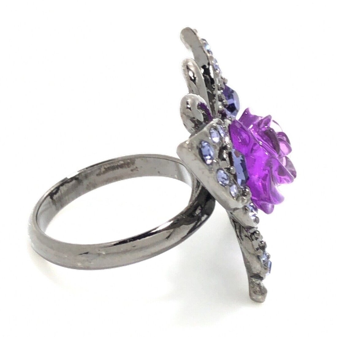 Auth ANNA SUI - Silver Purple: Auth ANNA SUI - Silver Purple Hardware Rhinestones Ring #6 Condition: Pre-owned Brand: ANNA SUI Style: Ring Color: Silver, Purple Material: Hardware, Rhinestones Accessories: None Note: T