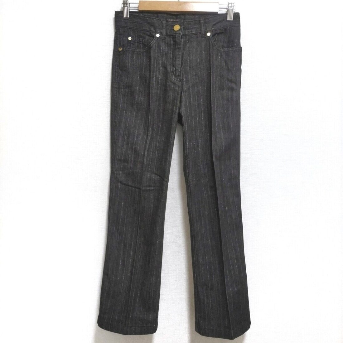 Auth ESCADA - Black Womens Jeans: Auth ESCADA - Black Womens Jeans Condition: Pre-owned Brand: ESCADA Style: Jeans Color: Black Material: Please see the photo of the quality tag ConditionRank: 6 Department: Womens <br