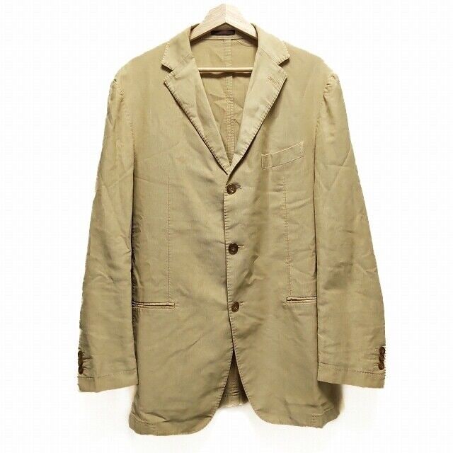 Auth ETRO - Beige Mens Jacket: Auth ETRO - Beige Mens Jacket Condition: Pre-owned Brand: ETRO Style: Jacket Color: Beige Outer Shell Material: Please see the photo of the quality tag ConditionRank: 5 Department: Mens <