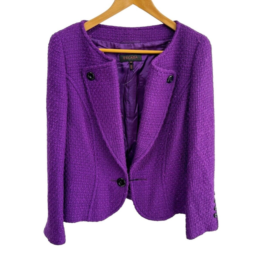 Auth ESCADA - Purple Jacket: Auth ESCADA - Purple Jacket Condition: Pre-owned Brand: ESCADA Style: Jacket Color: Purple Outer Shell Material: Please see the photo of the quality tag ConditionRank: 6 Type: Jacket