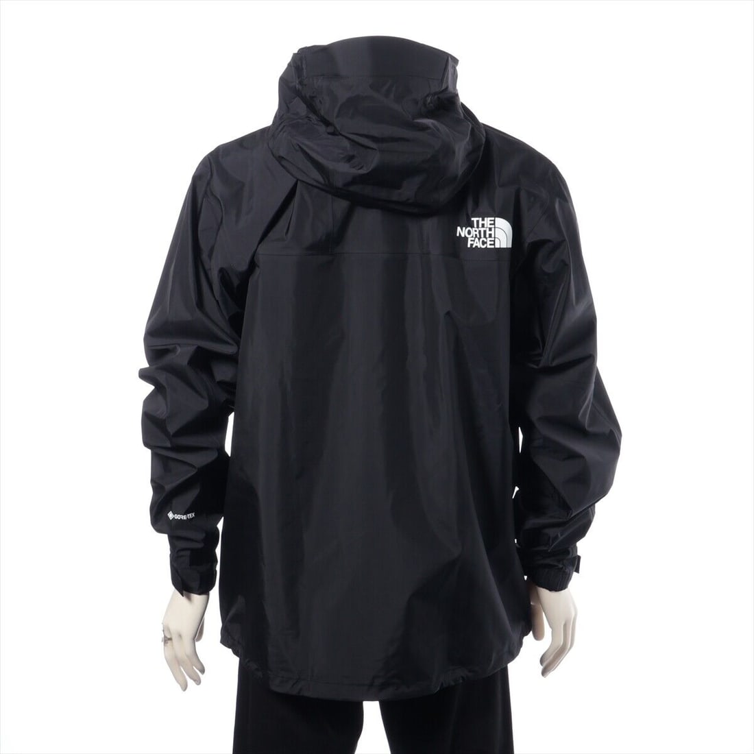 The North Face Nylon Jacket XL: The North Face Nylon Jacket XL Mens Black Mountain Raintex Jacket GORE-TEX Condition: Pre-owned Seller Notes: ?Good : Pre-Owned with a few stains and/or scratches. A3124955? Style: outer Outer Shell M