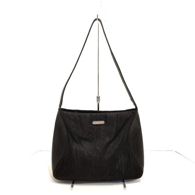 Auth ETRO - Black Nylon Leather: Auth ETRO - Black Nylon Leather Shoulder Bag Condition: Pre-owned Brand: ETRO Style: Shoulder Bag Exterior Color: Black Exterior Material: Nylon, Leather ConditionRank: 5 Department: Wome