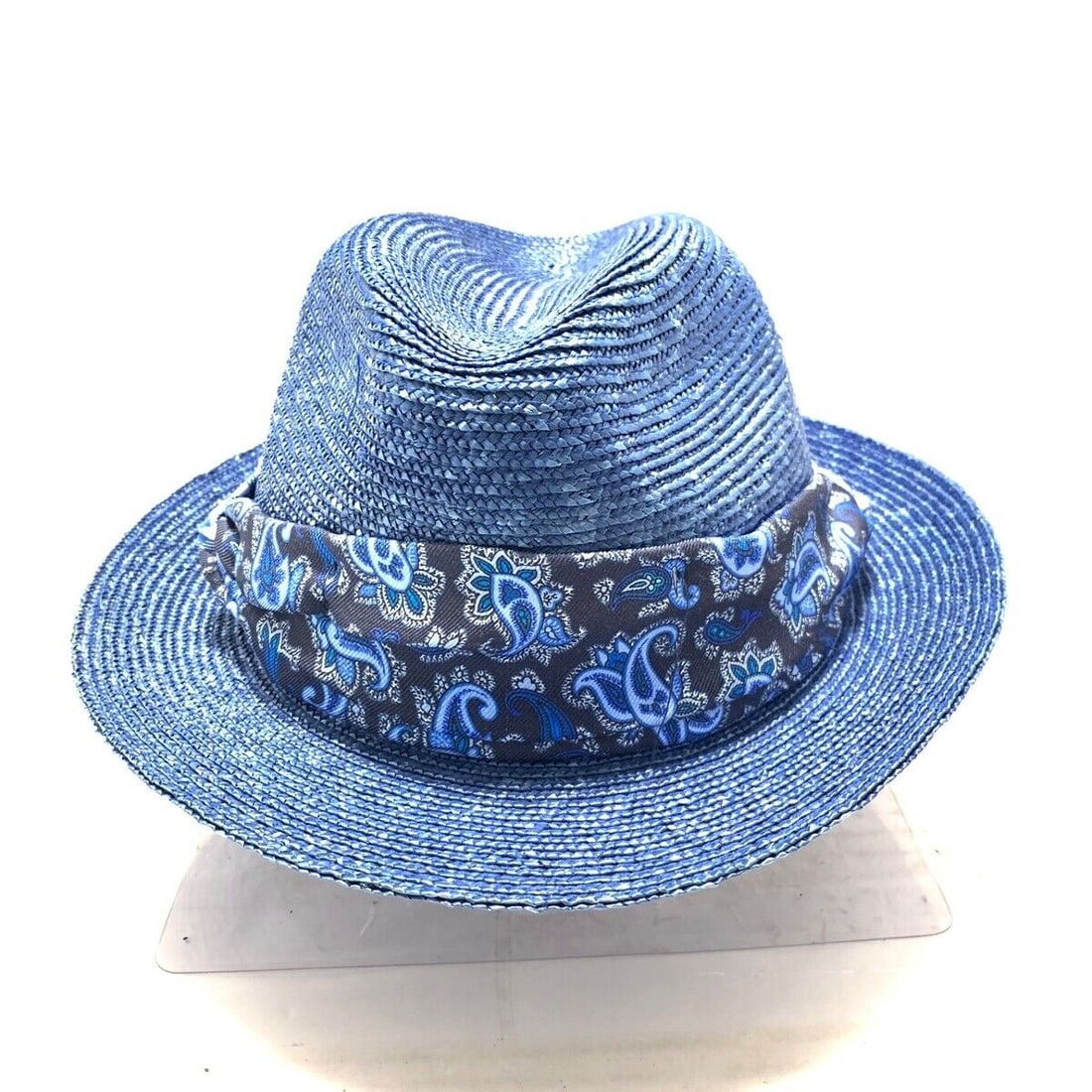 Auth ETRO - Blue Black Multi: Auth ETRO - Blue Black Multi Natural plants (straw) Silk Hat Condition: Pre-owned Brand: ETRO Style: Hat Color: Blue, Black, Multi Material: Natural plants (straw), Silk ConditionRank: 6