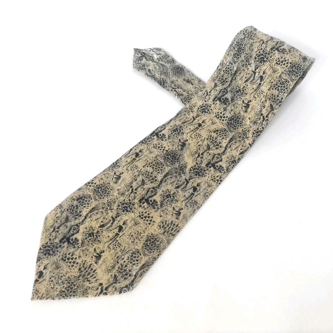 Auth Brioni - Light Yellow Black: Auth Brioni - Light Yellow Black Tie Condition: Pre-owned Brand: Brioni Style: Tie Color: Light Yellow, Black ConditionRank: 6 Department: Type: Tie Shipping: Please all