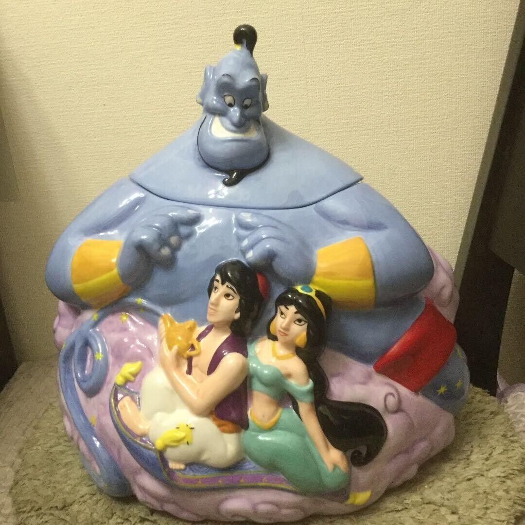 Disney Aladdin Cookie Jar 2004 Dead: Disney Aladdin Cookie Jar 2004 Dead Stock Height 11.4 inch Unused Condition: Used Important Notes: ?Dead stock item. There are scratches on the box.? Brand: Disney Character/Story/Theme: Aladdin Year:
