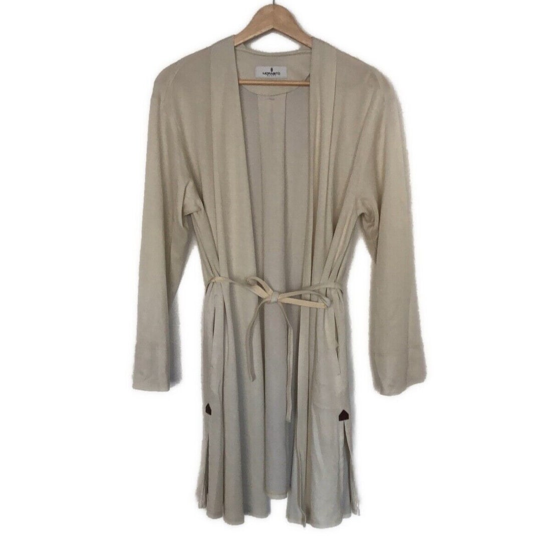 Auth MORABITO - Cream Womens Cardigan: Auth MORABITO - Cream Womens Cardigan Condition: Pre-owned Brand: MORABITO Style: Cardigan Color: Cream Material: Please see the photo of the quality tag ConditionRank: 6 Department: Wome