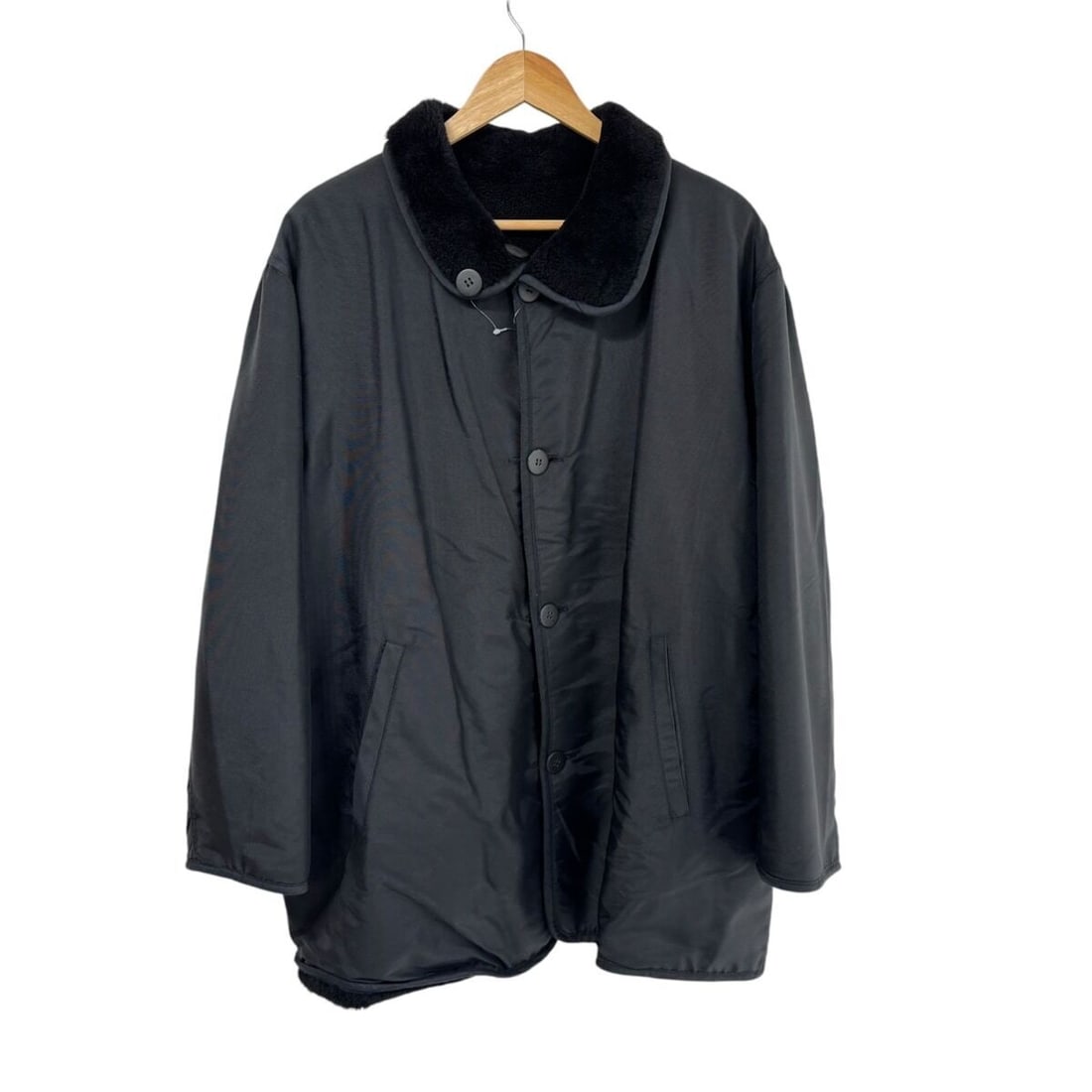 Auth DKNY - Black Mens Coat: Auth DKNY - Black Mens Coat Condition: Pre-owned Brand: DKNY Style: Coat Color: Black Outer Shell Material: Please see the photo of the quality tag ConditionRank: 7 Department: Mens <