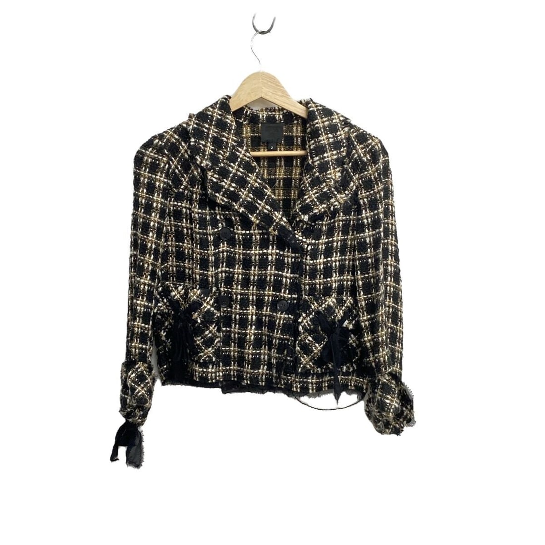 Auth ANNA SUI - Black White: Auth ANNA SUI - Black White Beige Womens Jacket Condition: Pre-owned Brand: ANNA SUI Style: Jacket Color: Black, White, Beige Outer Shell Material: Please see the photo of the quality tag Conditio
