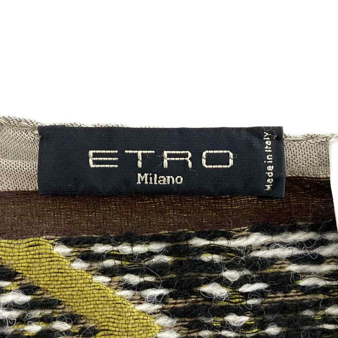 Auth ETRO - Gray Beige Yellow: Auth ETRO - Gray Beige Yellow Multi Wool Acetate Polyester Silk Scarf Condition: Pre-owned Brand: ETRO Style: Scarf Color: Gray Beige, Yellow, Multi Material: Wool, Acetate, Polyester, Silk Condit