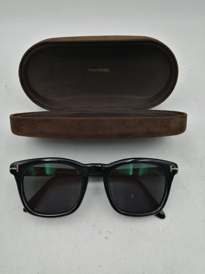 TOM FORD Model number: TF5870-B Sunglasses: TOM FORD Model number: TF5870-B Sunglasses Condition: Pre-owned Brand: TOM FORD Country: Japan SN: MOR_0820 UV Protection: NA Lens Material: NA Model: NA Theme: NA Style