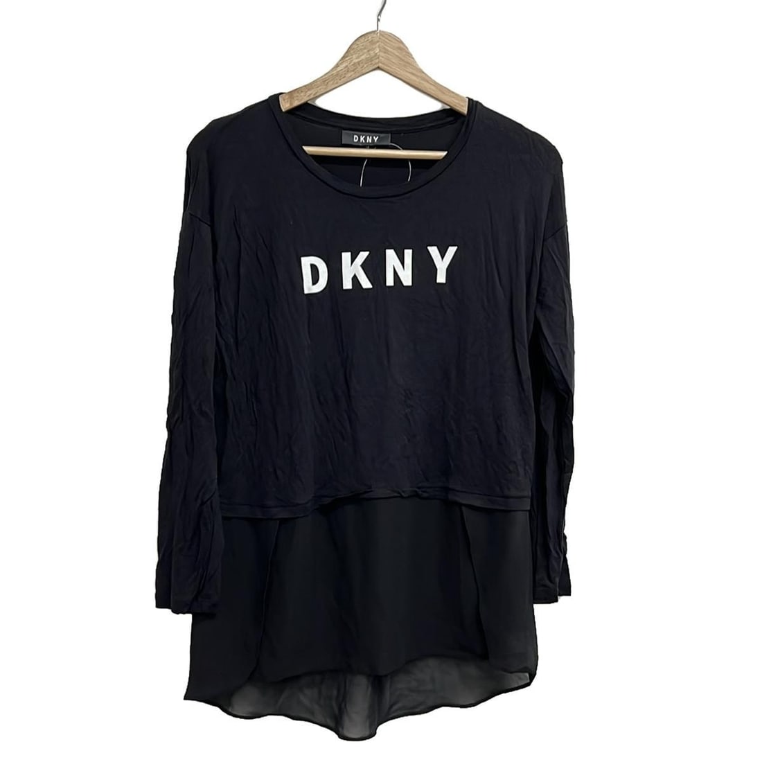 Auth DKNY - Black White: Auth DKNY - Black White Cutsew Condition: Pre-owned - Good Brand: DKNY Style: Cutsew Color: Black, White Material: Please see the photo of the quality tag ConditionRank: 6 Department: <