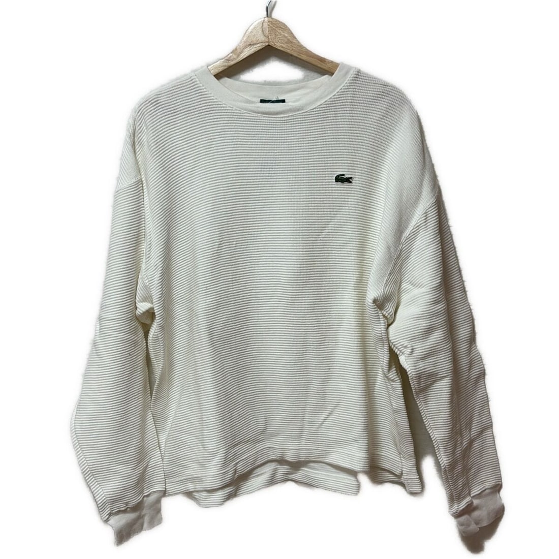 Auth Lacoste - White Cutsew: Auth Lacoste - White Cutsew Condition: Pre-owned Brand: Lacoste Style: Cutsew Color: White Material: Please see the photo of the quality tag ConditionRank: 7 Department: Type: