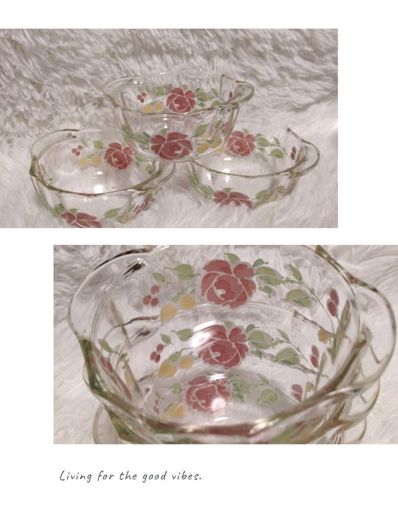 JP vintage Pyrex floral dish set: JP vintage Pyrex floral dish set Set of 11 Used Condition: Used Brand: PYREX Type: Set of dishes Theme: N/A Country/Region of Manufacture: Japan Backstamp: Printed Production Technique: N